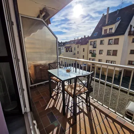Appartement Lumineux Dans Ancien Cronenbourg *